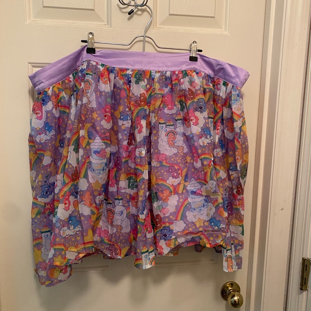 EUC Unique Vintage Care Bears Print Women's Skirt Size 5XL